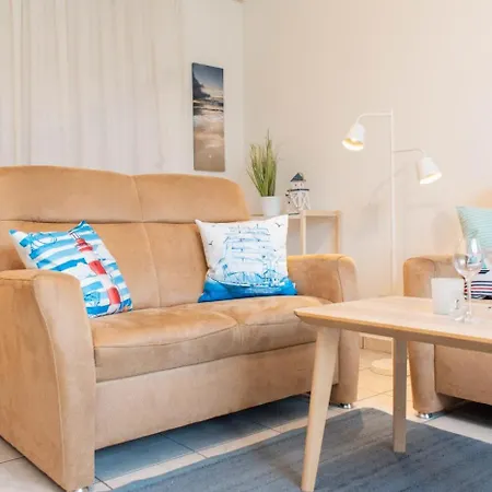 Lora - Holiday home *