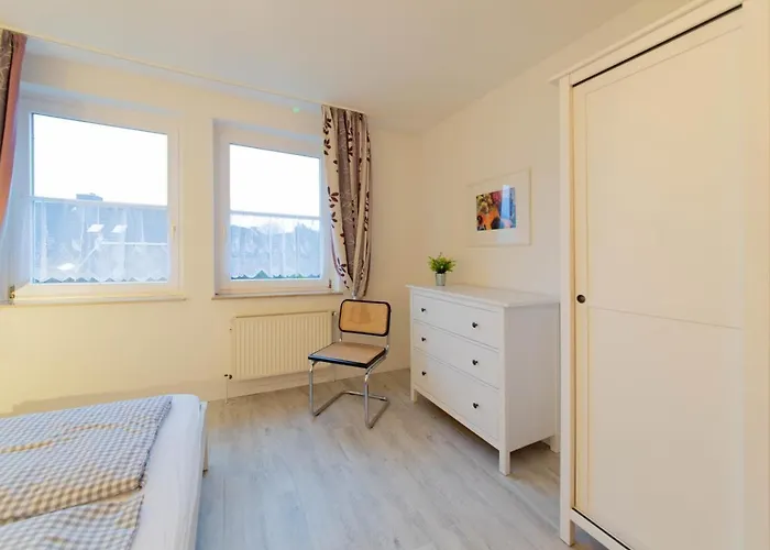 Casa vacanze Lora - *